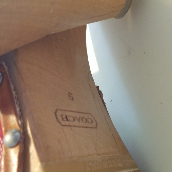 Coach sandals good condition, 3 inch heel - Picture 6 of 9